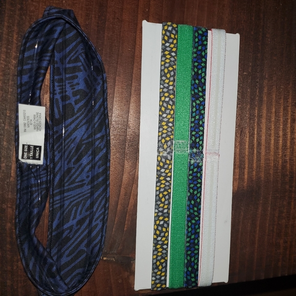 Nike Headbands Athleisure - Picture 3 of 3